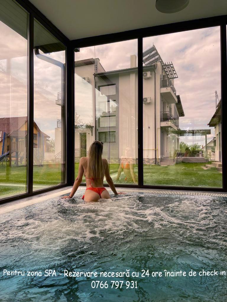 Pensiunea Casa Hortopan Târgu Jiu Esterno foto