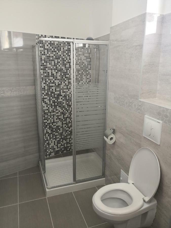Pensiunea Casa Hortopan Târgu Jiu Esterno foto